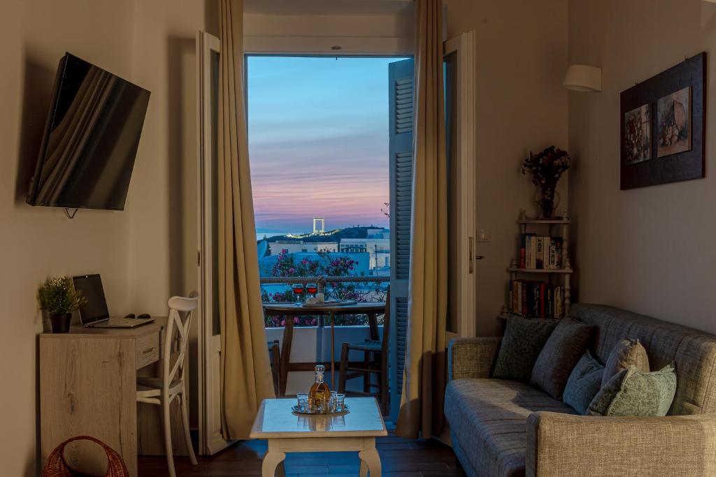 Venetian Suites III — Hotel in Naxos Island
