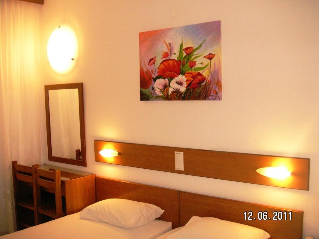 Danae Hotel photo