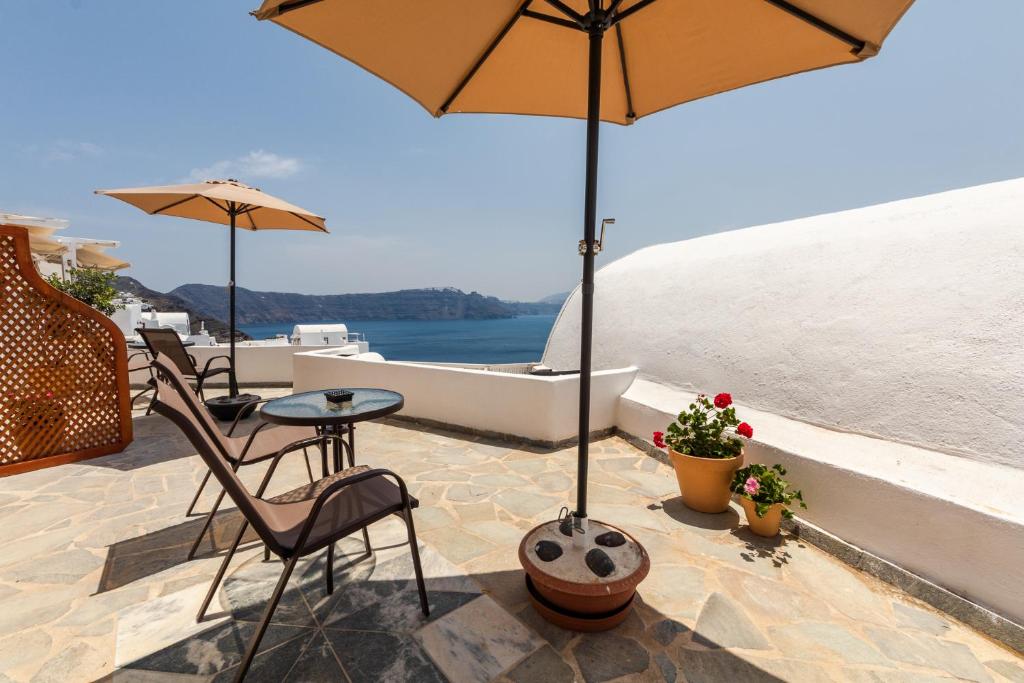 Ostria Caldera Studios, Oia