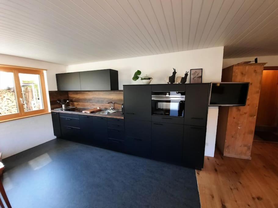 Fiesch-Lax Minnig Moritz, Lax