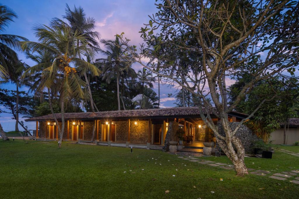 The Eden Beruwala — Hotel building in Beruwala