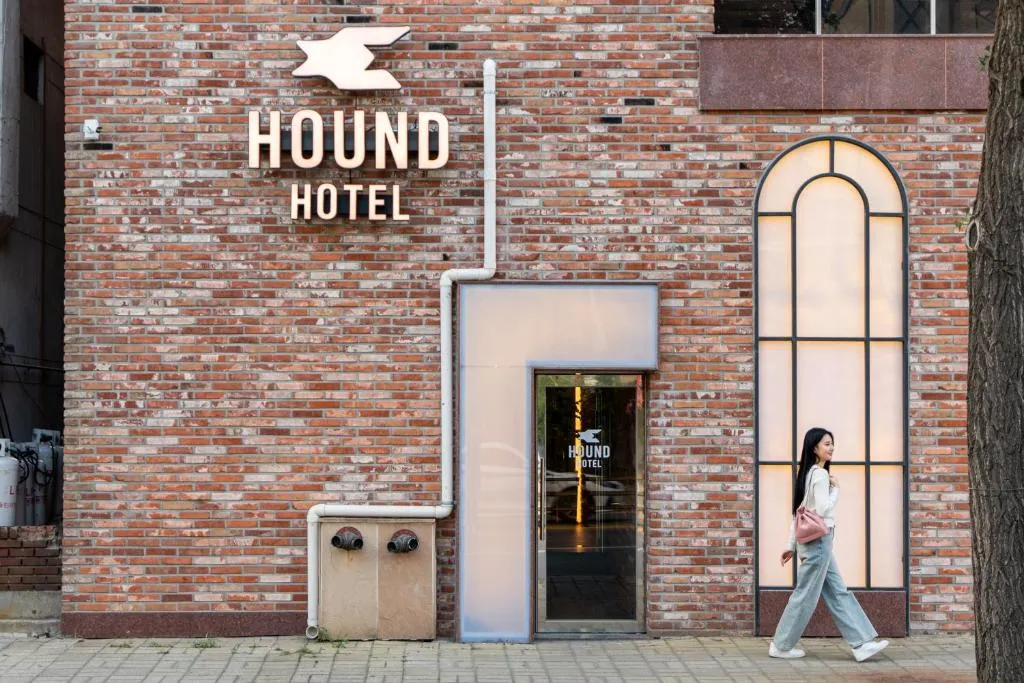 Jecheon Hound Hotel, hotel in Jecheon