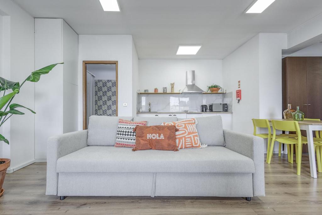 Travel & Live Fernão Magalhães, Porto