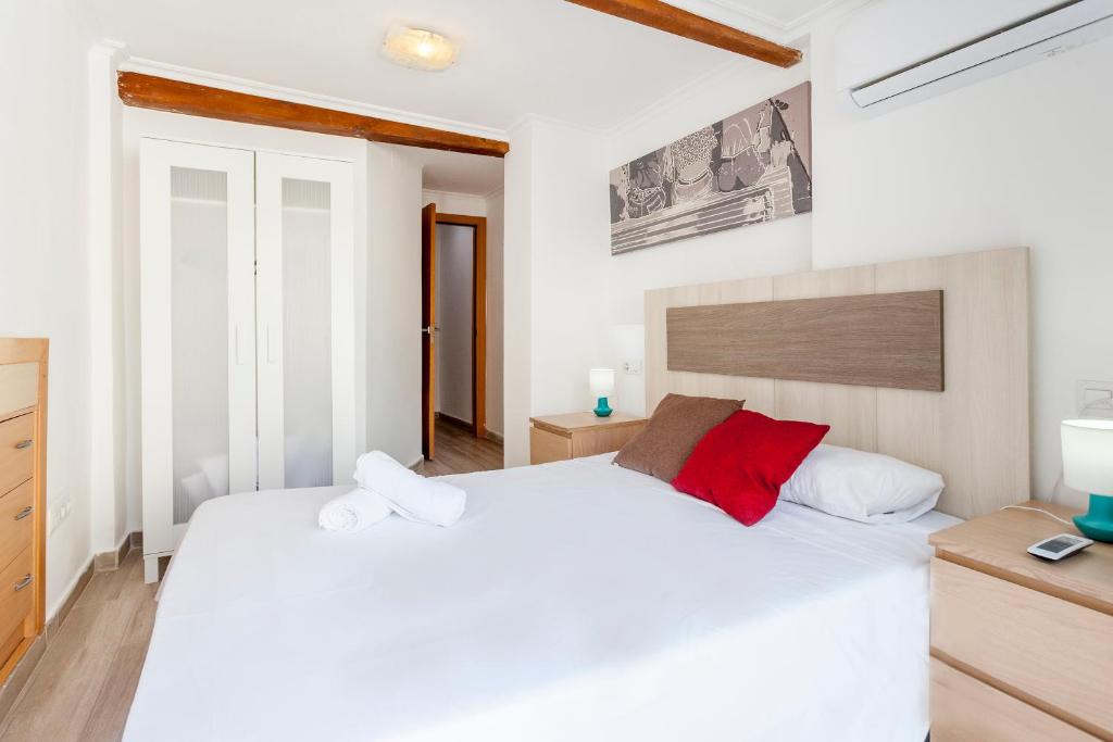 apartamento con terraza - 2