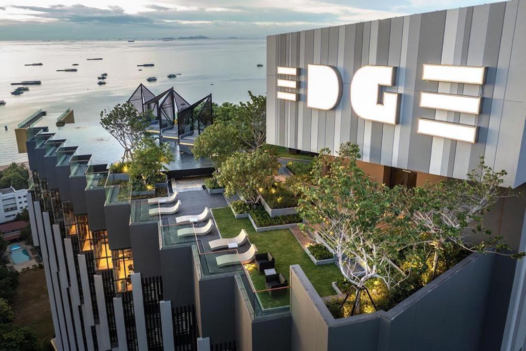 Condo Edge Central, Pattaya Central