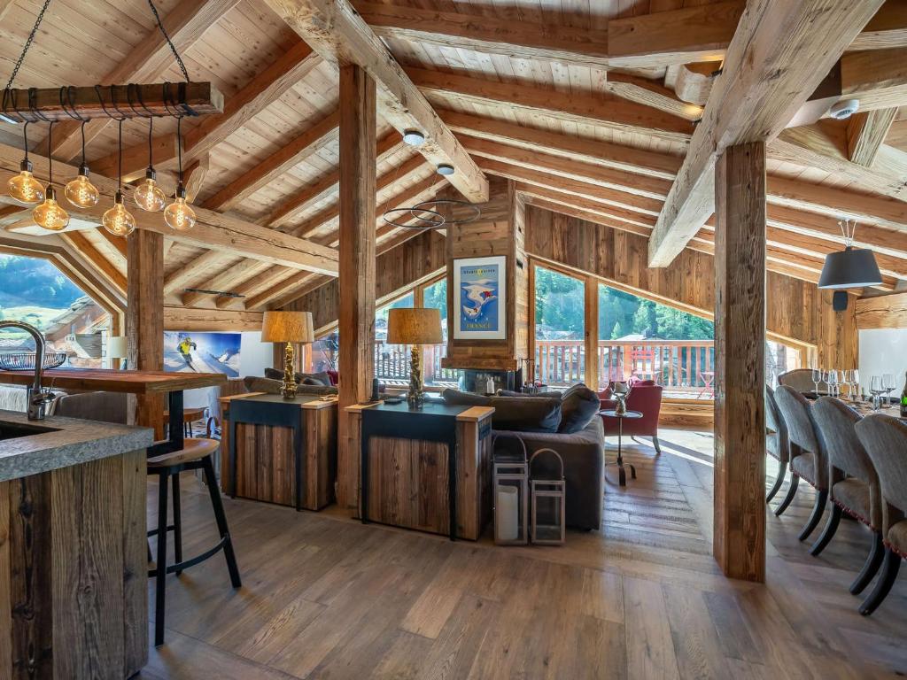 Chalet de luxe familial à Val d'Isère avec spa, proche des pistes et équipements premium - FR-1-567-72 - 4