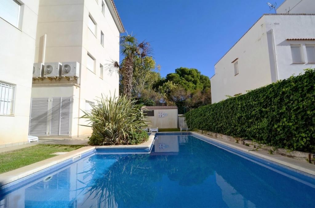 Brises del Mar 3-3 - 3