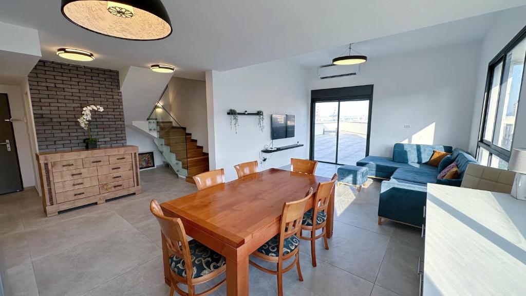 Unique Penthouse in Center of Haifa, Haifa