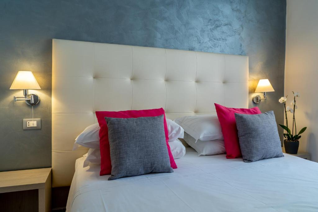 Hotel Gabriella photo