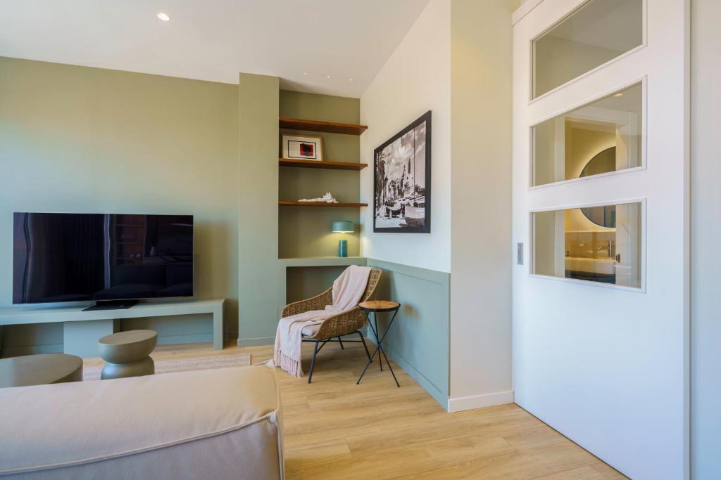 Sitges Spaces Mediterranean Penthouse - 4