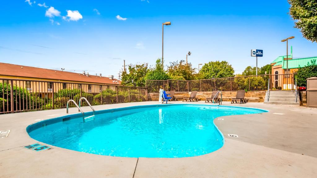 Best Western Statesville Inn photo