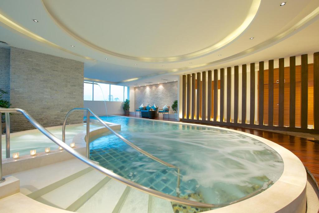 อ่างแช่น้ำร้อน