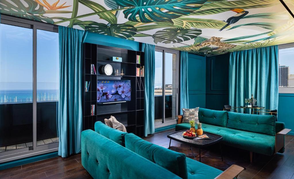 Olympia Hotel - by Zvieli Hotels