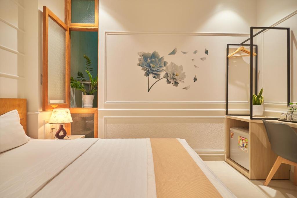 Bin Bin 10 - Mimosa Hotel Near Tan Son Nhat Airport photo