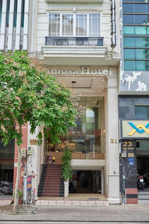 Bin Bin 10 - Mimosa Hotel Near Tan Son Nhat Airport — Hotel in Ho Chi Minh City