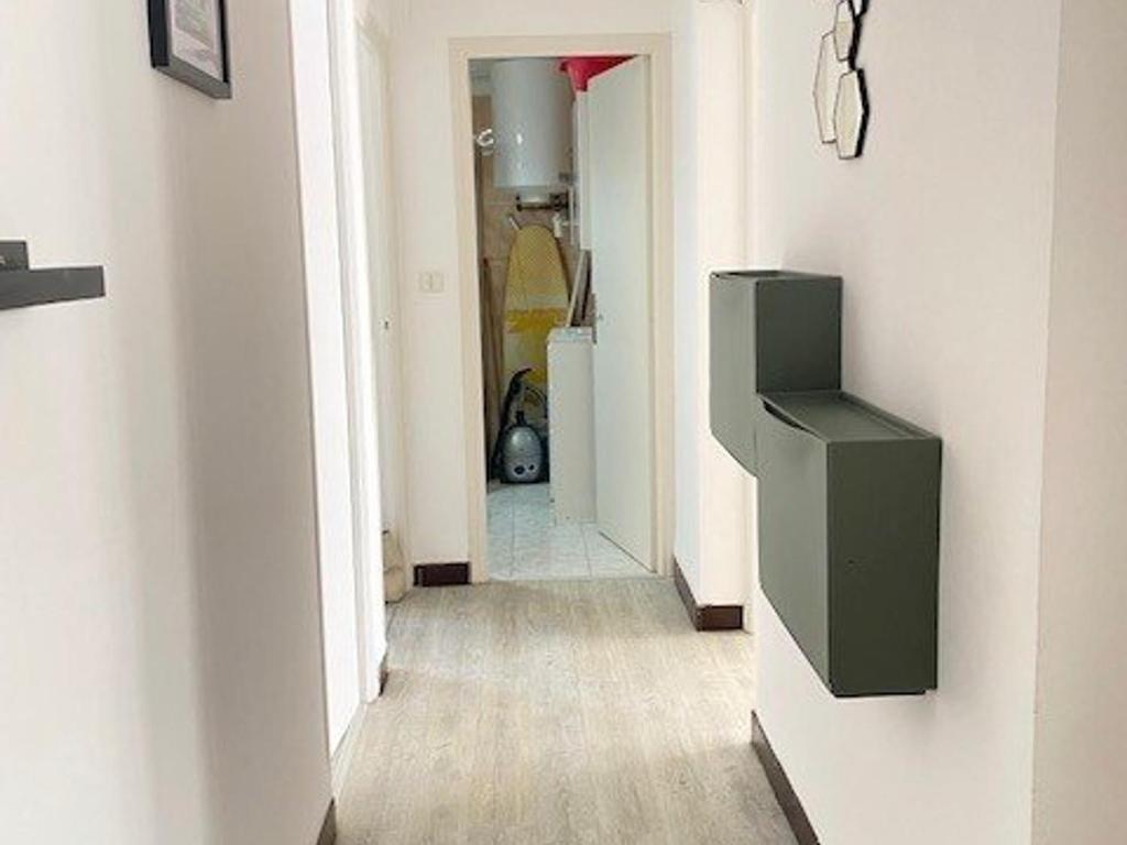 Charmant F2 en centre-ville avec parking, balcon et équipements modernes - 5