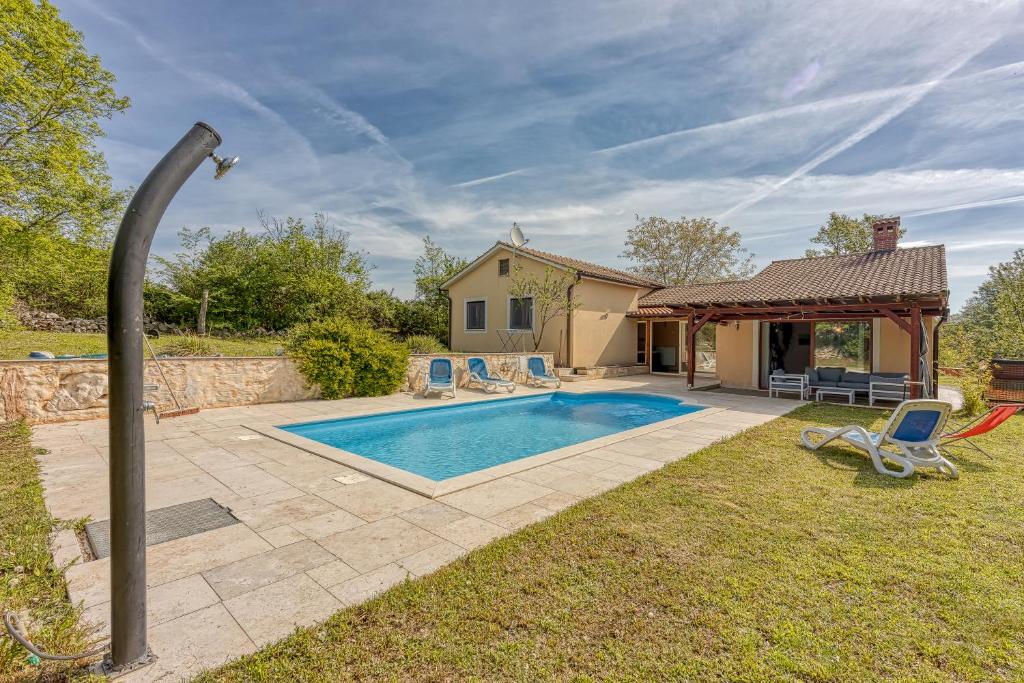Villa Simac With Pool and Whirlpool - Happy Rentals, Pazin