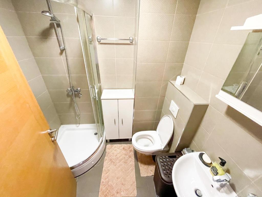 1-bedroom apartment in urban area - 2