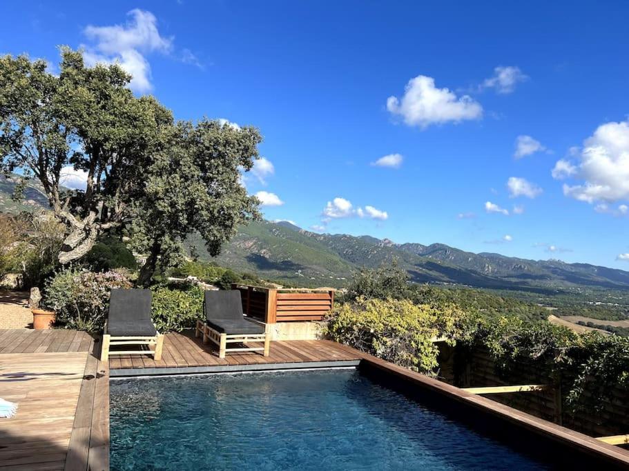 Magnifique villa avec piscine, splendide vue mer. - 3