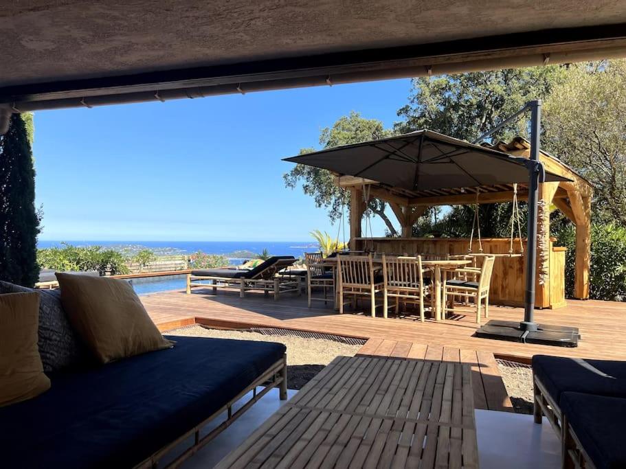 Magnifique villa avec piscine, splendide vue mer. - 2