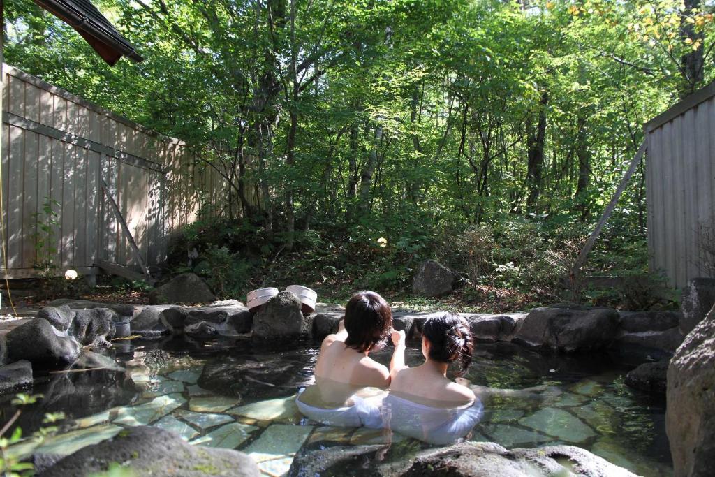 Hot spring bath