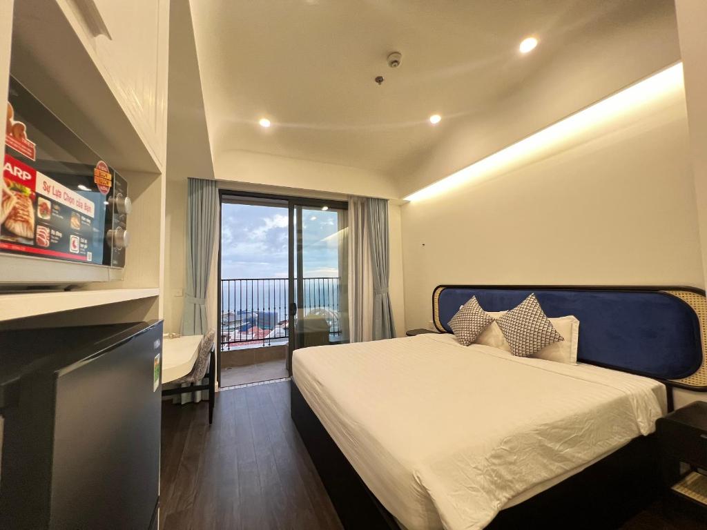 The Hill Ocean View Apartment