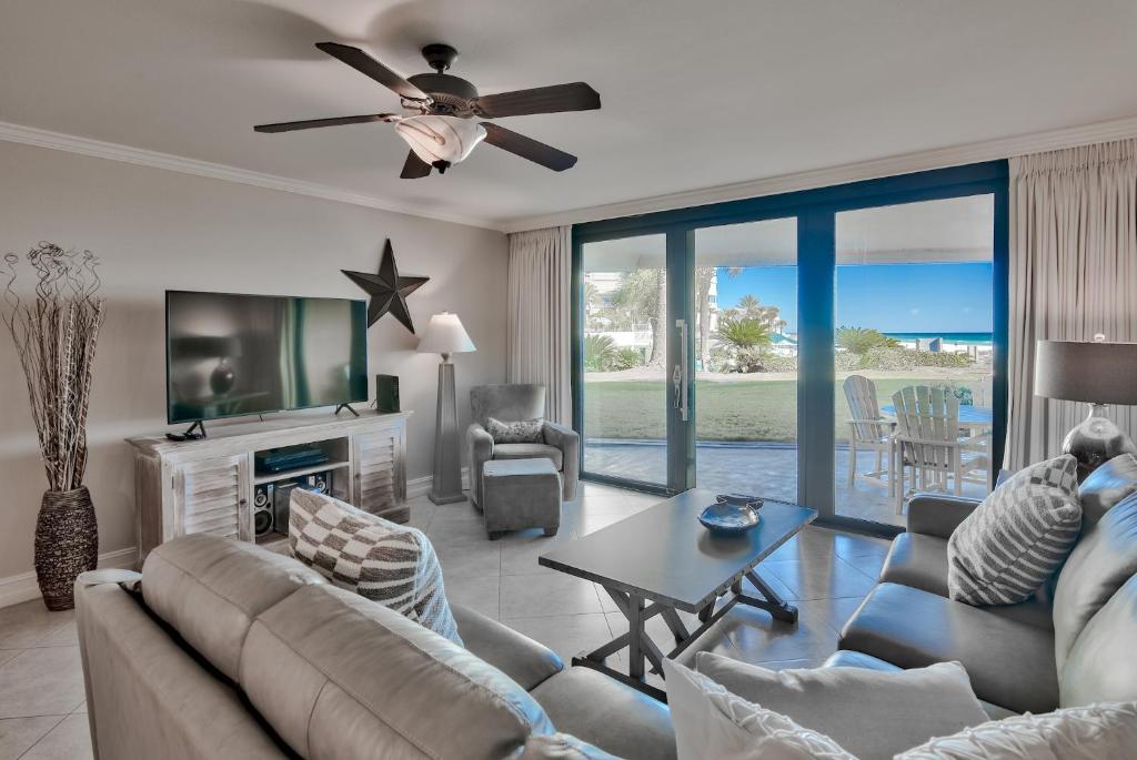 Edgewater 114, Destin