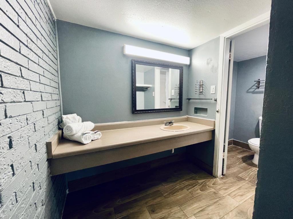 EXTEND A SUITES-SAN ANTONIO photo