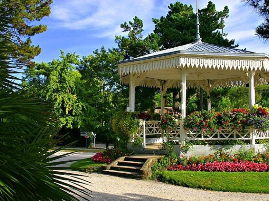 Centre Arcachon - Grand T3 Calme, Lumineux avec Terrasse et Parking, Proche Plages et Commerces - FR-1-420-8 - 3