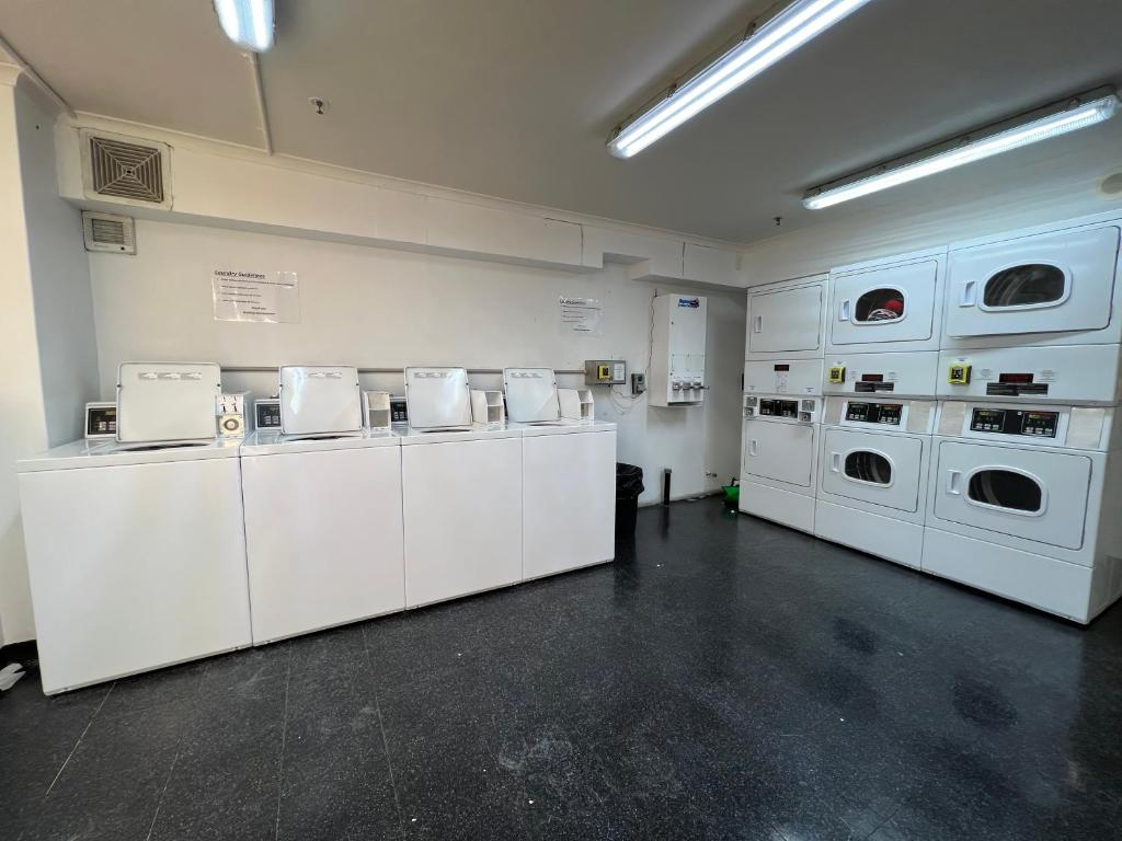 Paxsafe Sydney Hyde Park Private Apartments photo