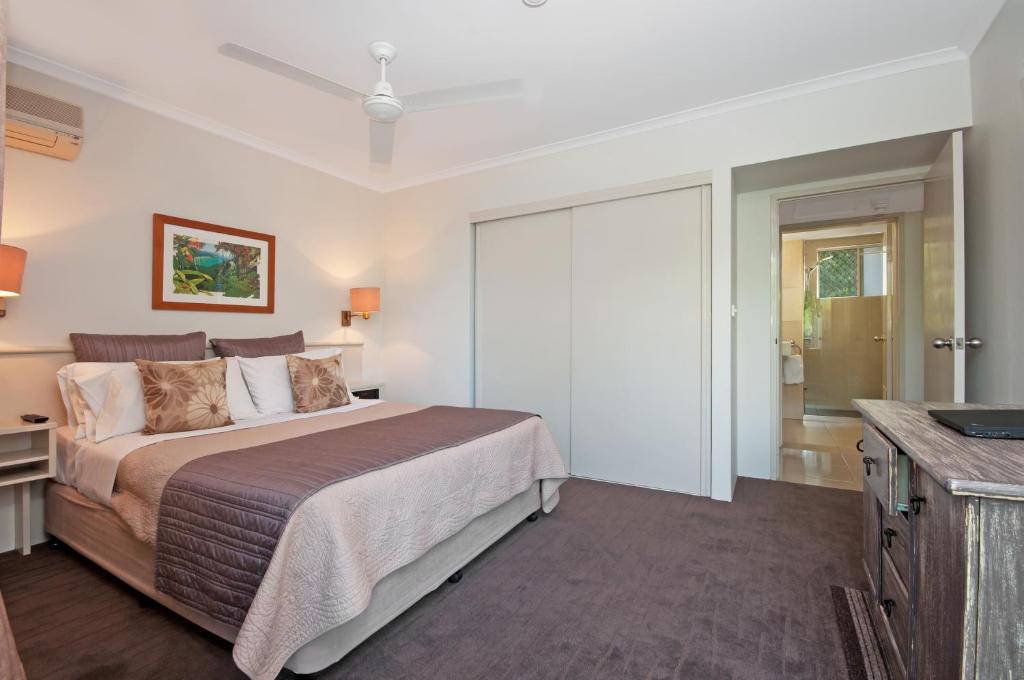 2 Bedroom Red Cowrie Apartment Palm Cove photo