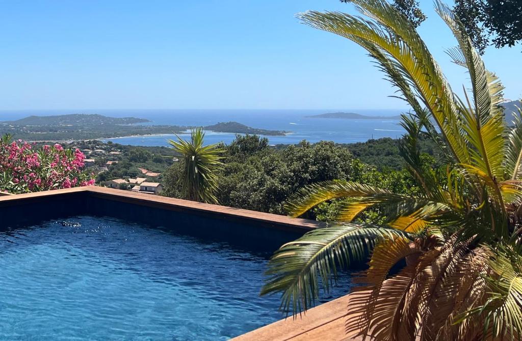 Magnifique villa avec piscine, splendide vue mer. - 1