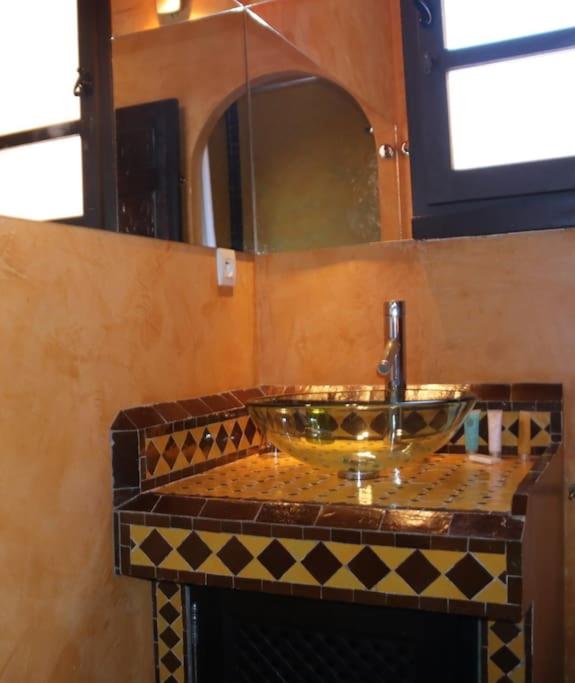 Chambre Merzouga, Riad 8 au village naturiste Couple only - 2