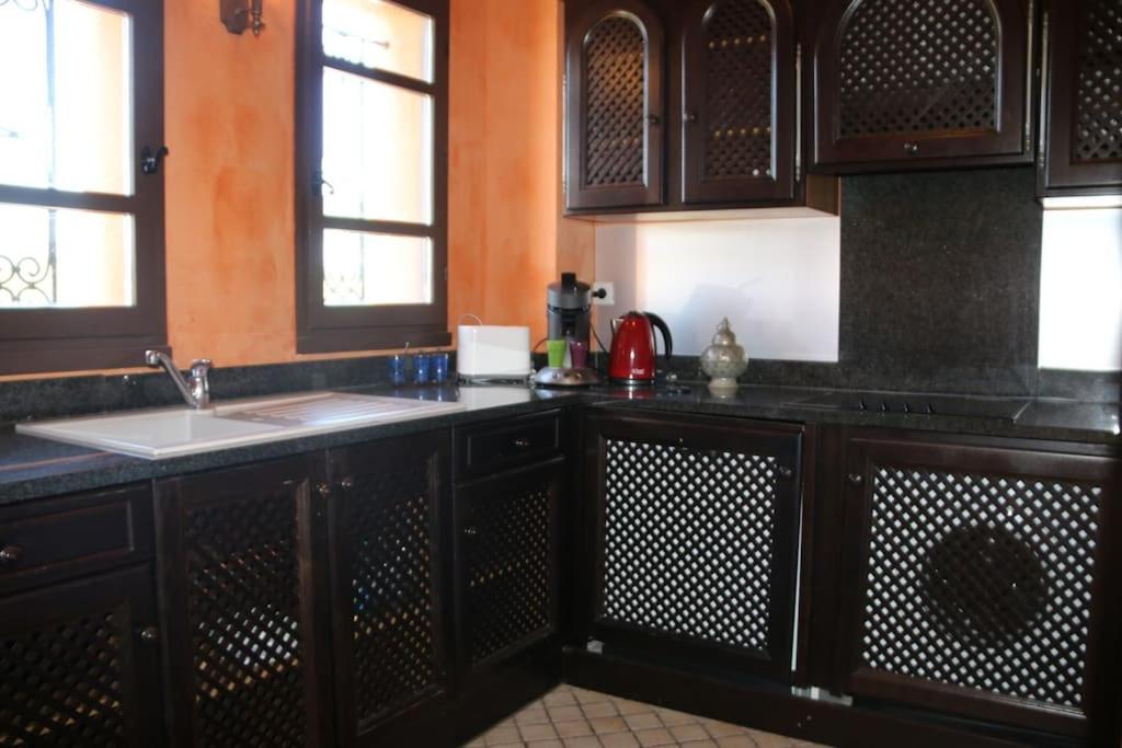 Chambre Ifrane, Riad 7 au village naturiste Couple only - 4