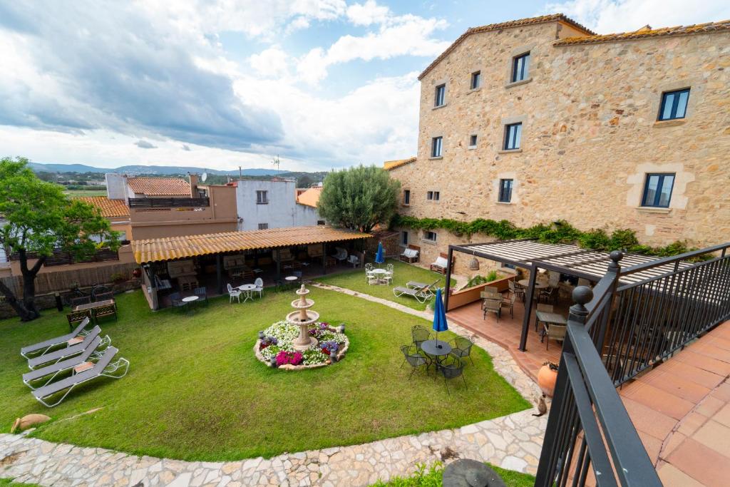 Hotel Sant Joan — Hotel building in Palamos, Catalonia