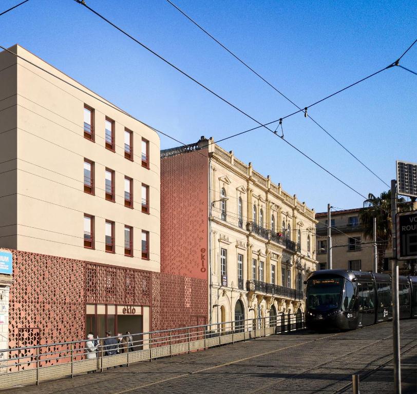 Eklo Hotels Montpellier Centre Gare Saint-Roch - 4
