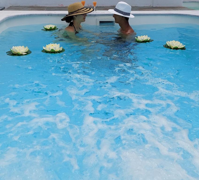 スイミングプール