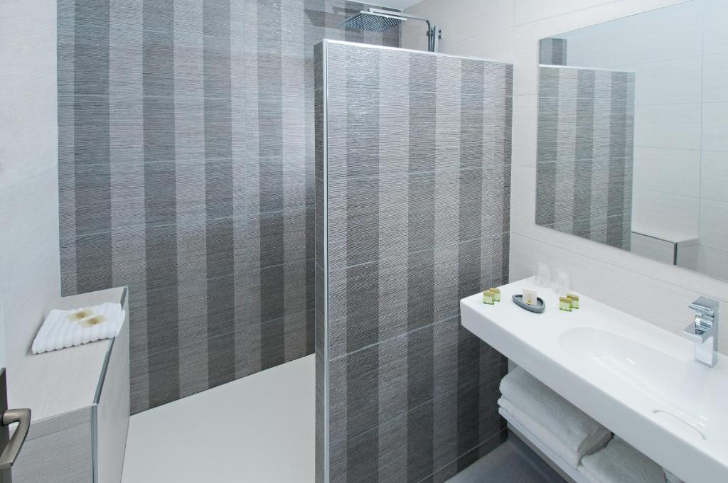 Hotel Nougier photo