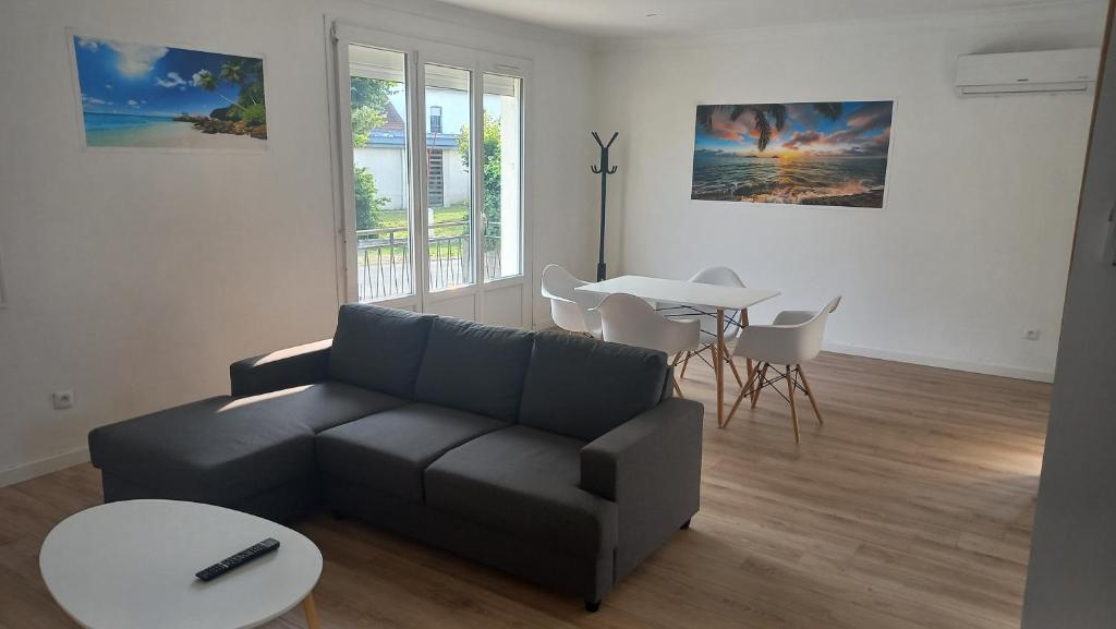 Maison spacieuse avec un terrain