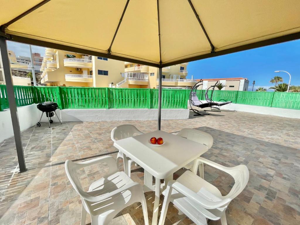 Relax Beach House - 2