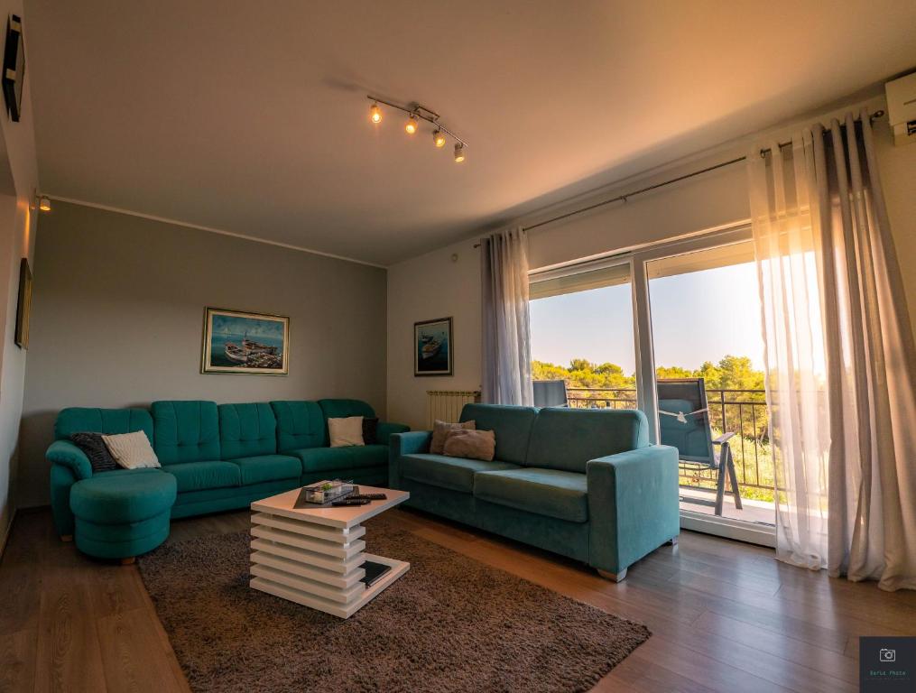 Apartman Nino 전경