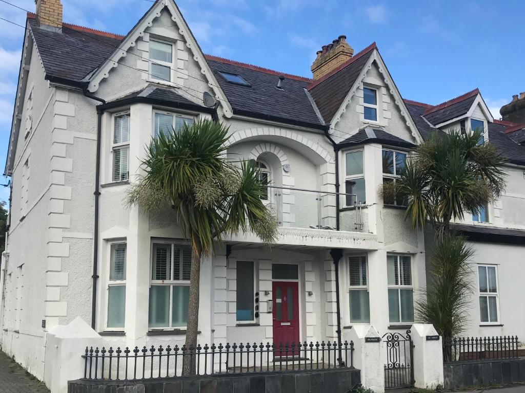 Apartment 2, Gorwel Glas, Pwllheli