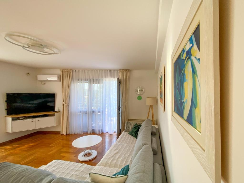 Al Parma City Apartment - 5