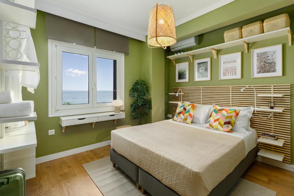 Azure Breeze - Coastal Chic Getaway by the Sea, Psakoudia