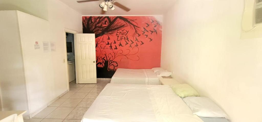 Hotel&Hostal Trinidad, La Ceiba