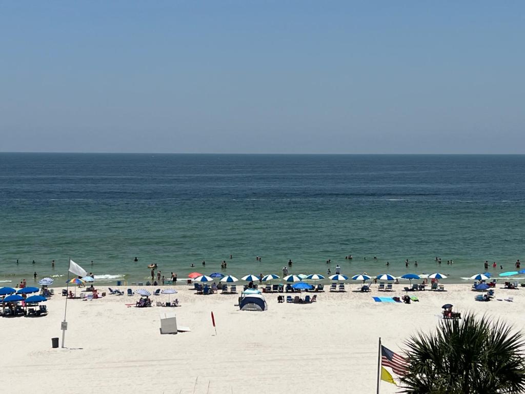 Breakers Condominiums 2 Bedrooms 2 Baths, Orange Beach