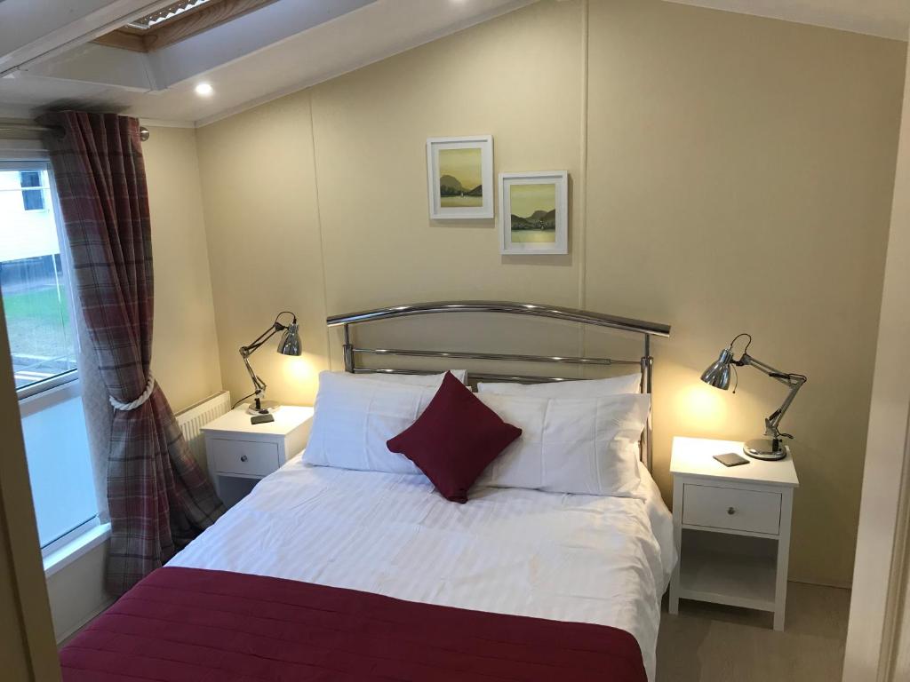 Hot Tub Accommodation North Wales Caravan photo 2