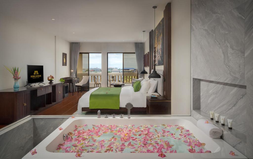 รีสอร์ท&สปาโบเร อังกอร์ (Borei Angkor Resort & Spa)