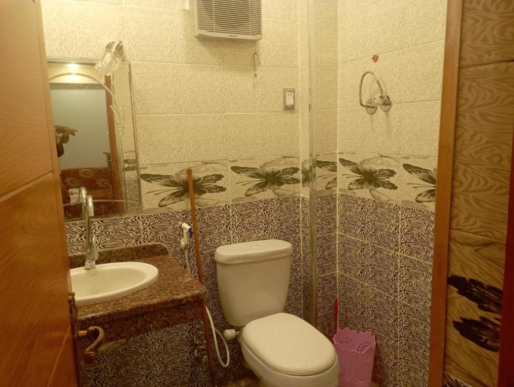 شاليه رائع مجدد بالكامل للعائلات فقط باندلسيه مطروح photo