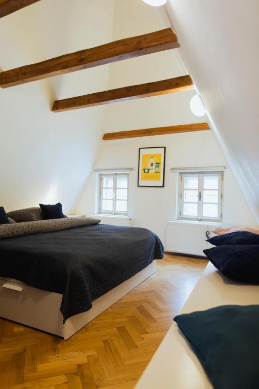 FanTom Home — Hotel in Prague